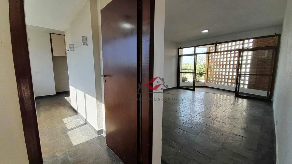 Apartamento, 3 quartos, 106 m² - Foto 2