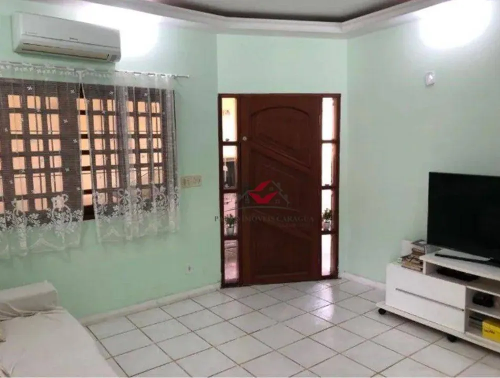 Casa, 3 quartos, 214 m² - Foto 2