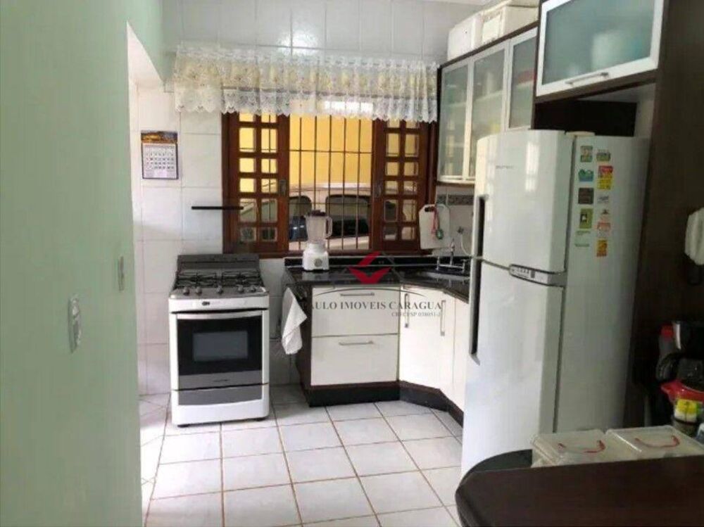 Casa, 3 quartos, 214 m² - Foto 4