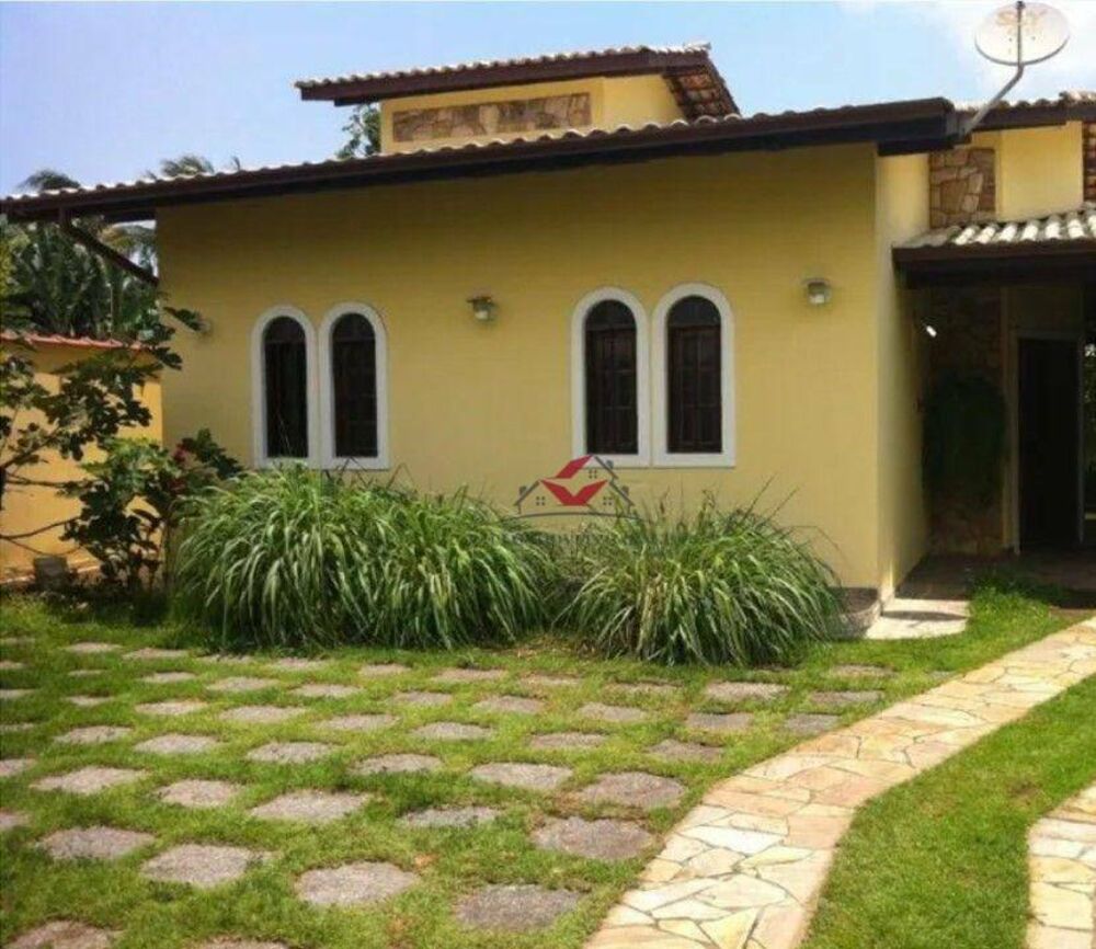 Casa, 3 quartos, 214 m² - Foto 1