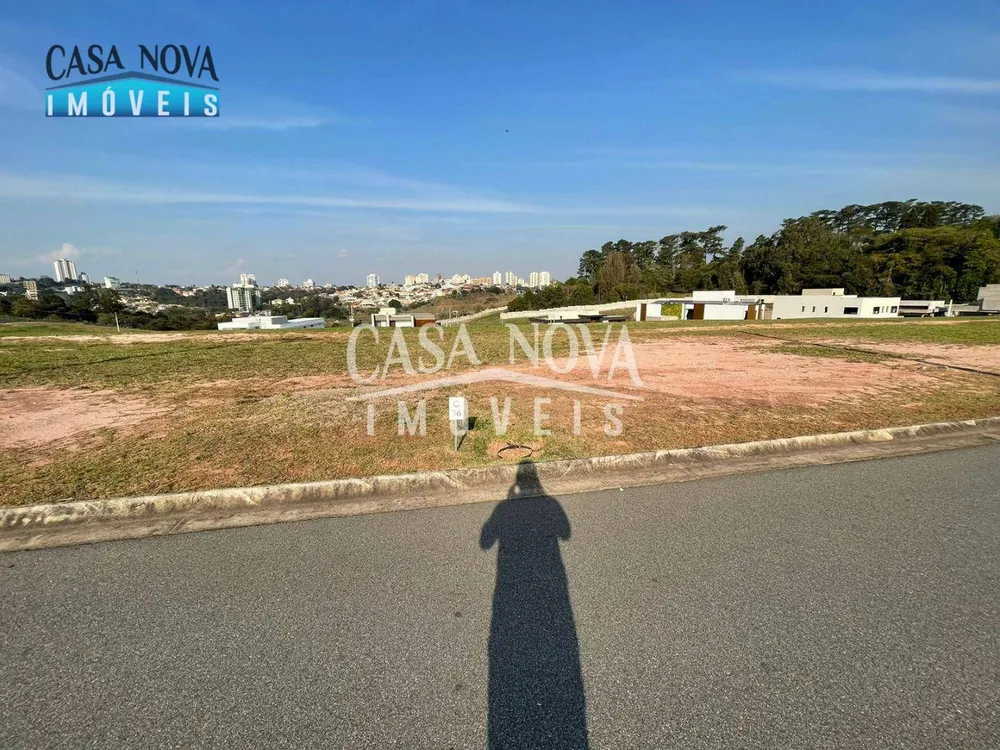 Loteamento e Condomínio, 700 m² - Foto 1