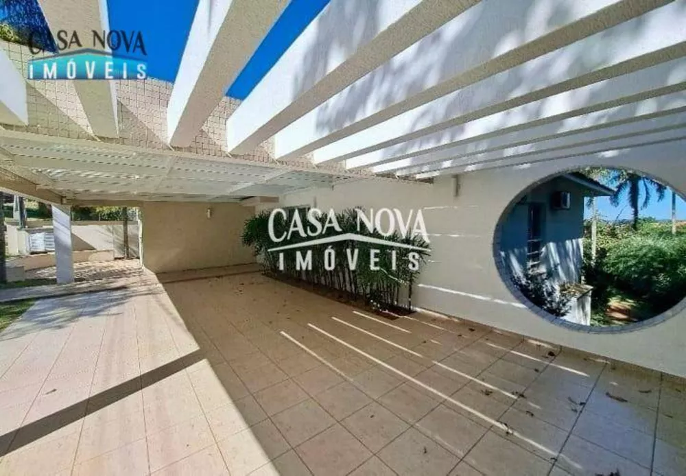 Casa de Condomínio à venda com 4 quartos, 540m² - Foto 3