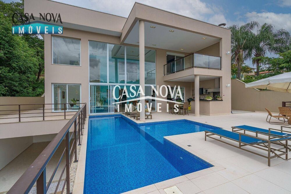 Casa de Condomínio à venda e aluguel com 6 quartos, 680m² - Foto 1