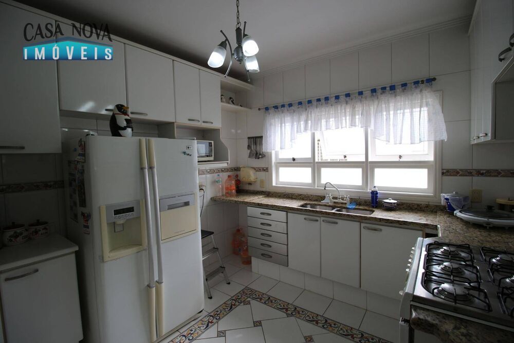 Casa de Condomínio à venda e aluguel com 4 quartos, 680m² - Foto 4