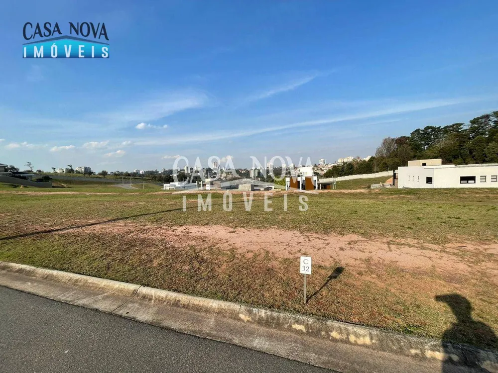 Loteamento e Condomínio, 700 m² - Foto 1