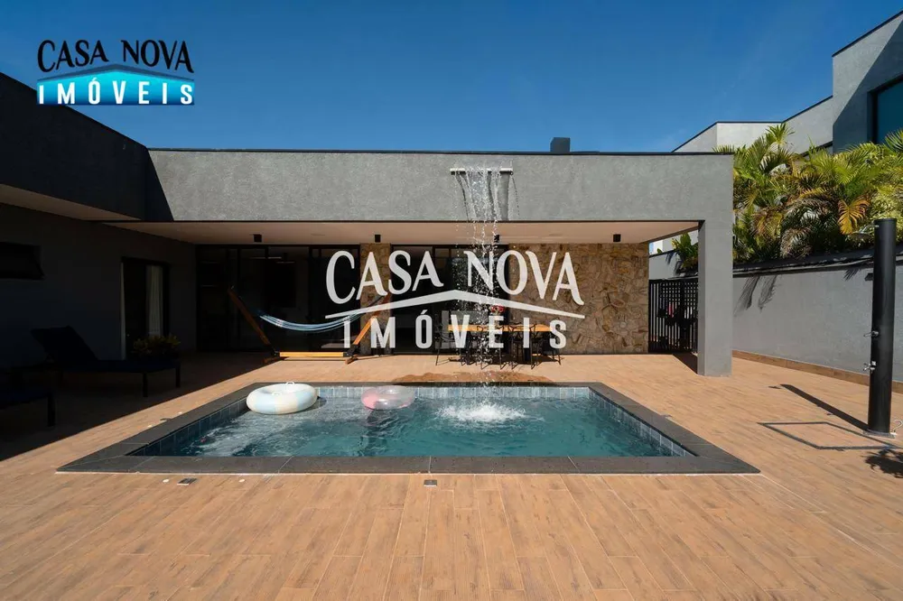 Casa, 3 quartos, 288 m² - Foto 1