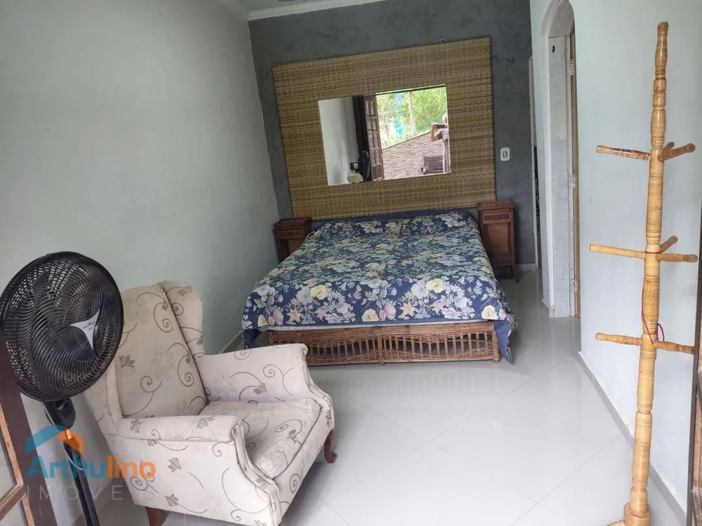 Chácara, 8 quartos, 1770 m² - Foto 8