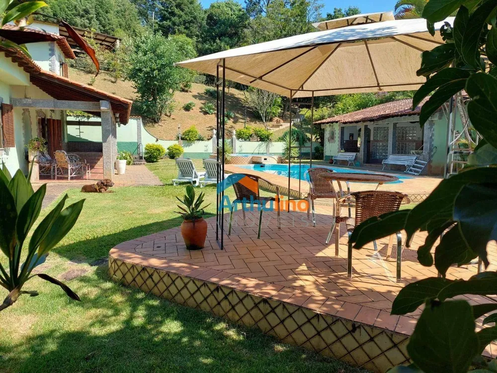 Chácara, 7 quartos, 2800 m² - Foto 1