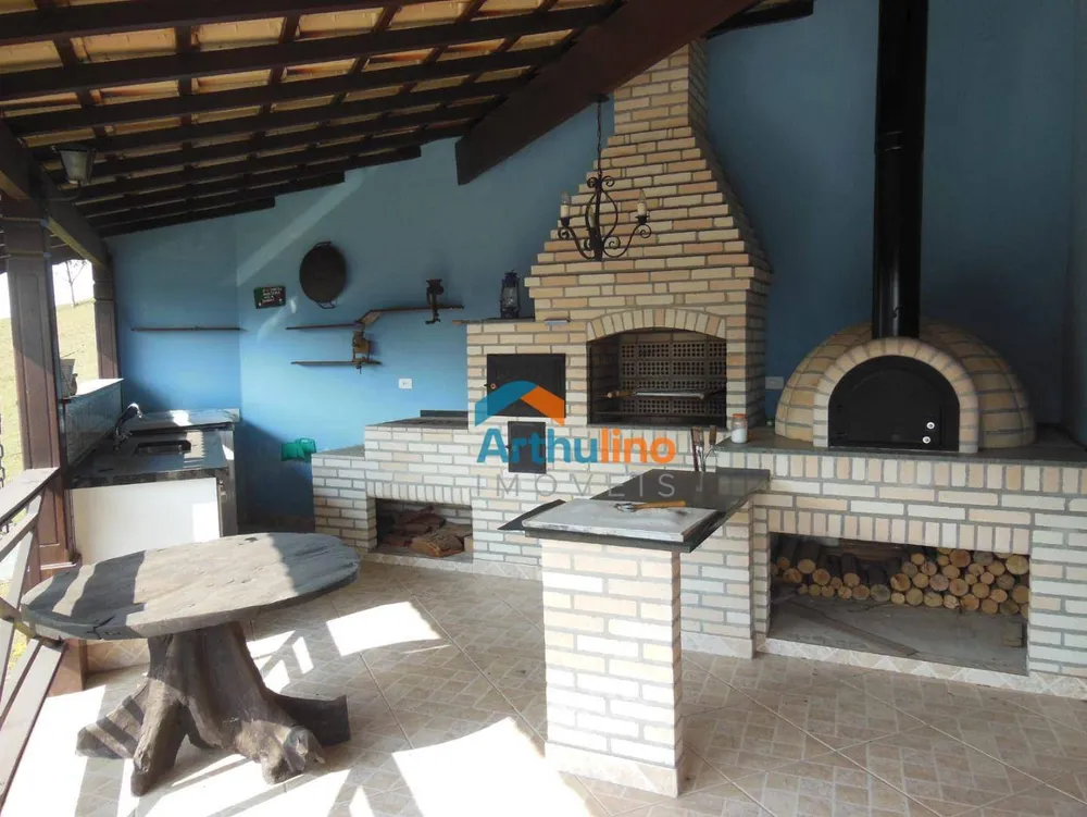 Chácara, 2 quartos, 2200 m² - Foto 1
