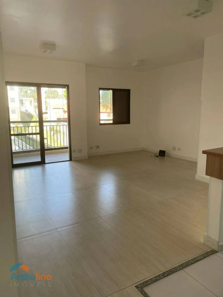 Apartamento, 2 quartos, 72 m² - Foto 2