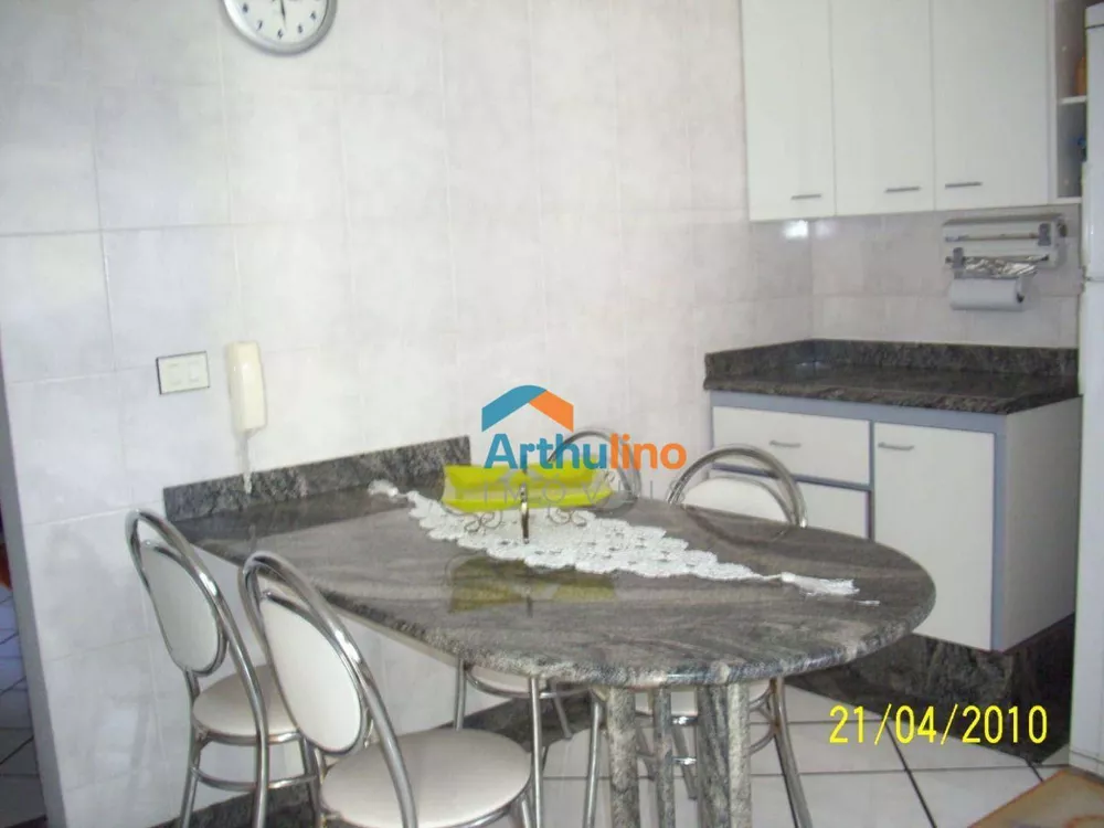 Casa, 3 quartos, 207 m² - Foto 13