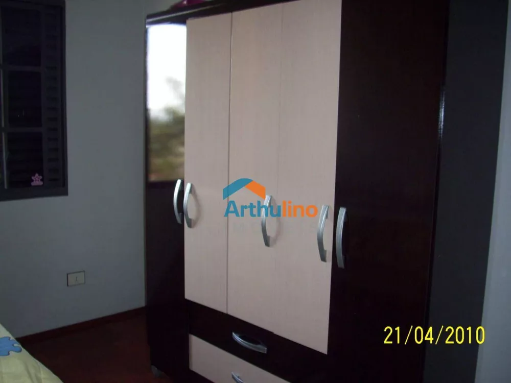 Casa, 3 quartos, 207 m² - Foto 2