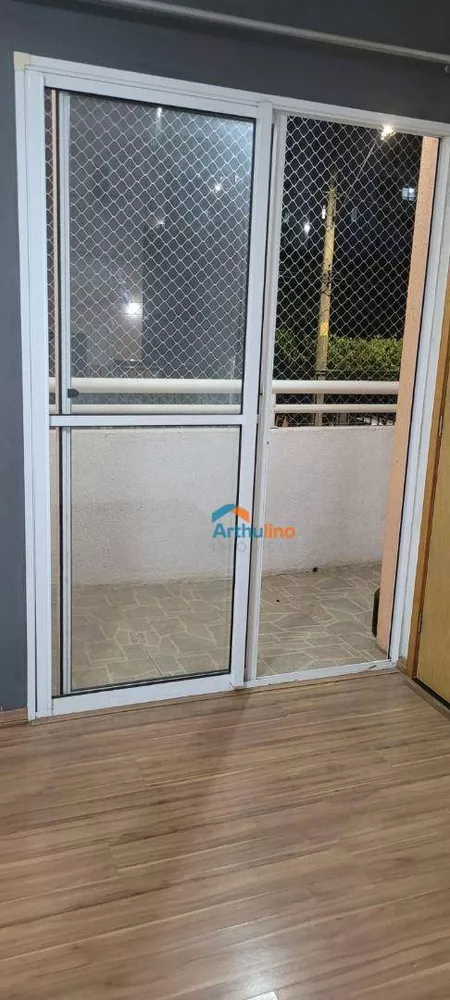 Apartamento à venda com 2 quartos, 47m² - Foto 3