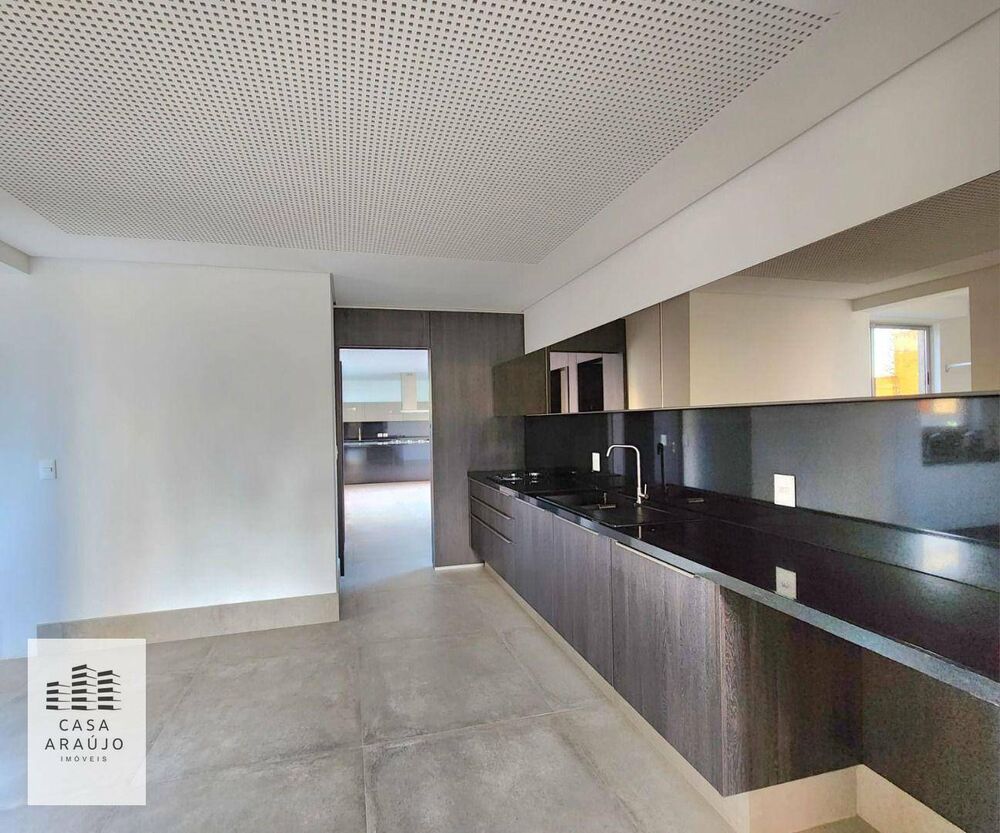 Apartamento à venda com 4 quartos, 281m² - Foto 4