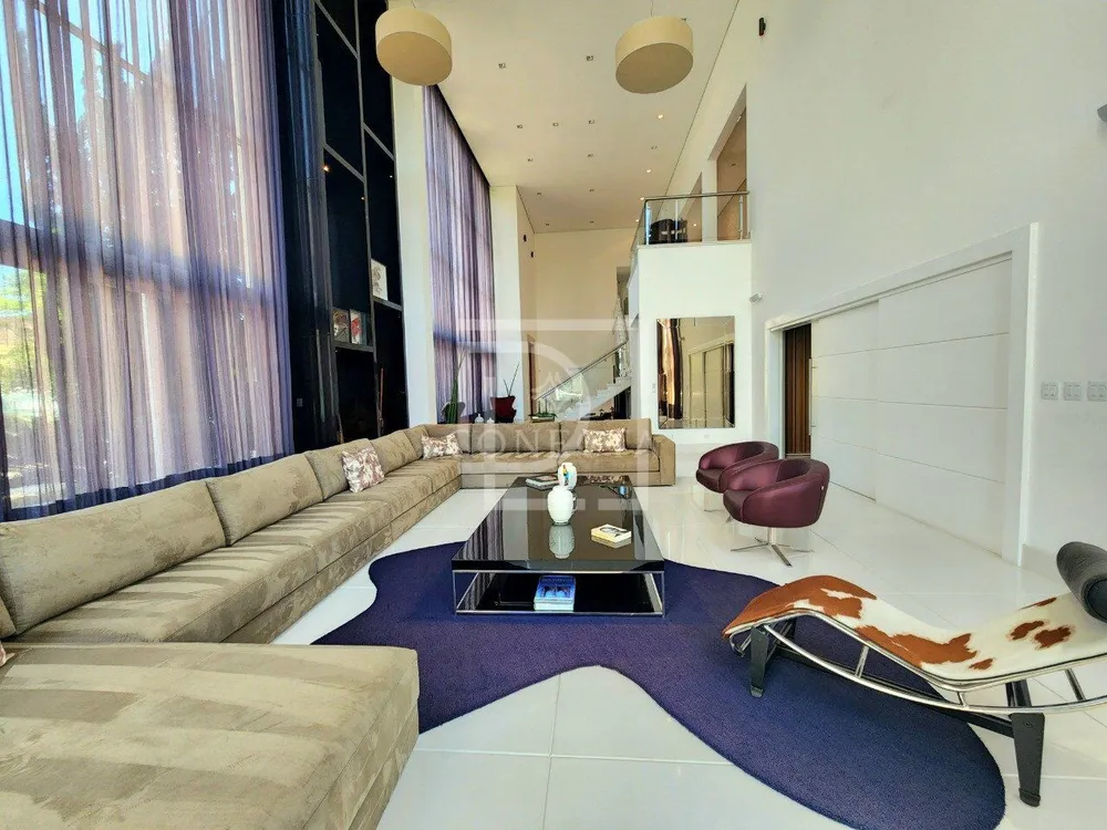 Casa, 5 quartos, 2000 m² - Foto 1