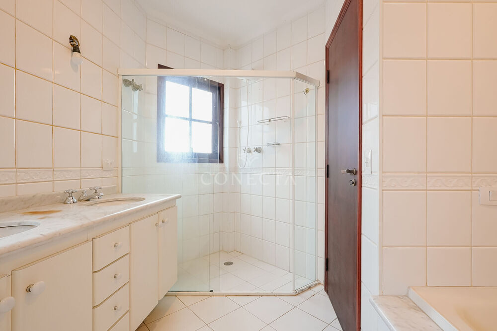 Casa, 4 quartos, 305 m² - Foto 2