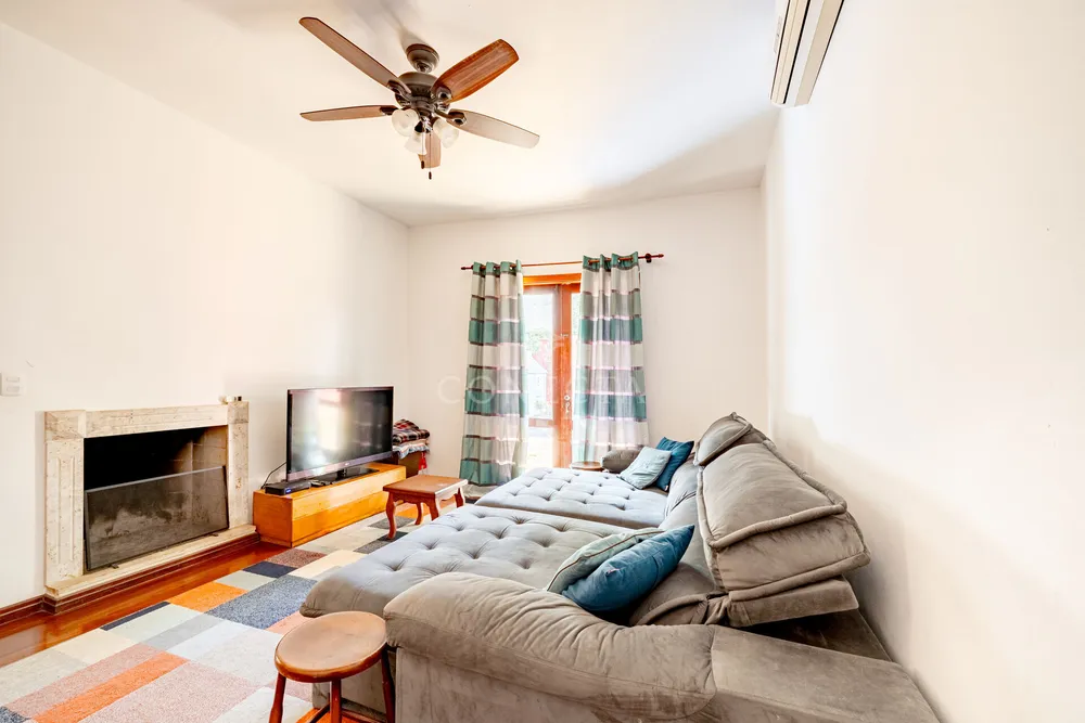 Casa, 4 quartos, 340 m² - Foto 1