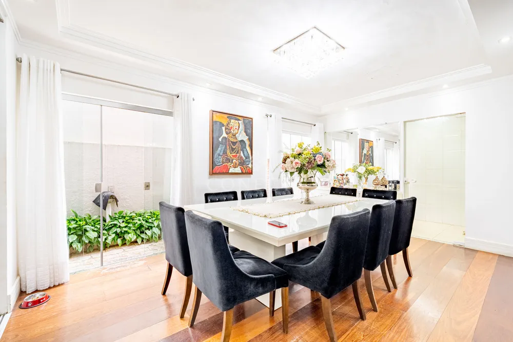 Casa, 3 quartos, 290 m² - Foto 1