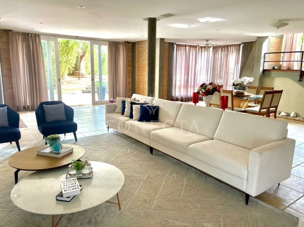 Casa, 4 quartos, 750 m² - Foto 1