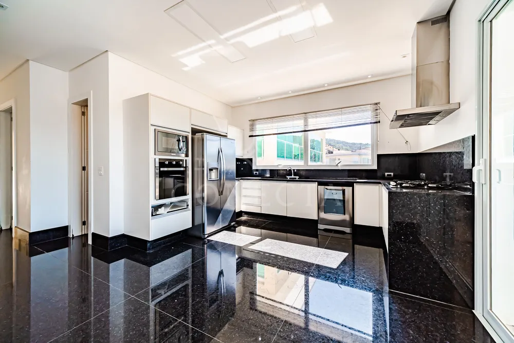 Casa, 4 quartos, 385 m² - Foto 1
