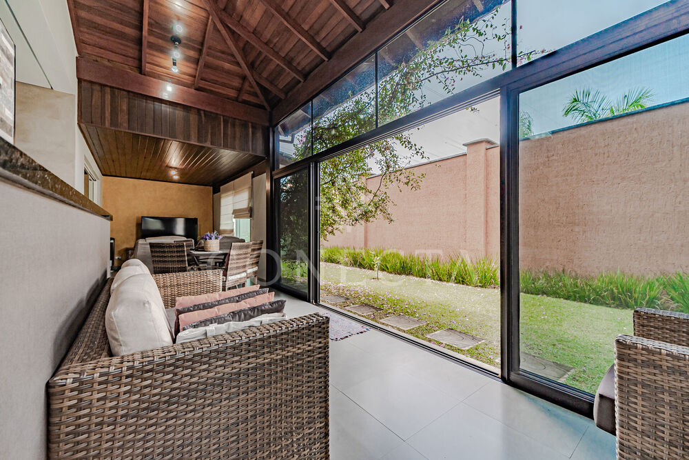 Casa, 4 quartos, 307 m² - Foto 3