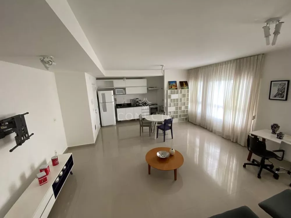 Apartamento à venda com 1 quarto, 62m² - Foto 2