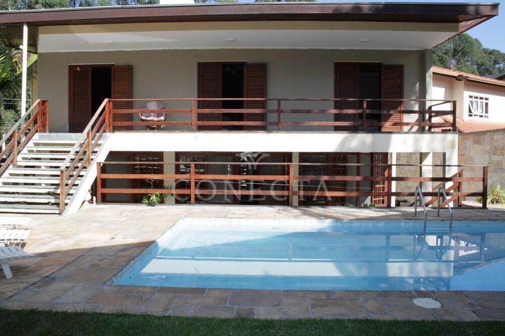 Casa à venda com 4 quartos, 500m² - Foto 1