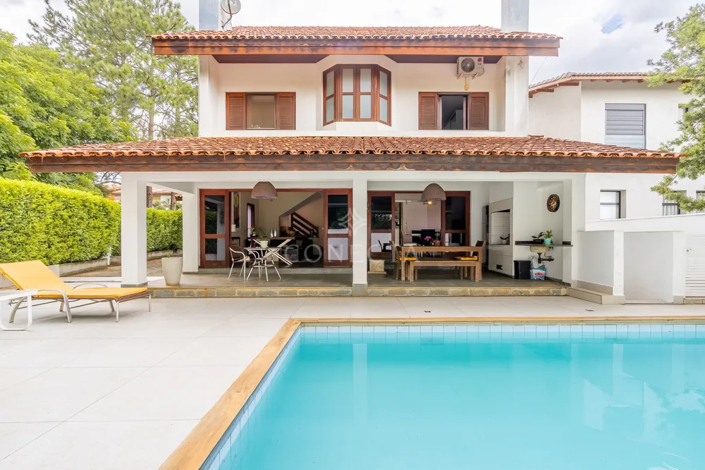 Casa, 4 quartos, 335 m² - Foto 1
