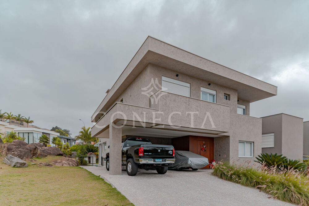 Casa, 4 quartos, 430 m² - Foto 1