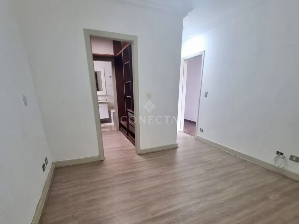 Casa, 4 quartos, 240 m² - Foto 1