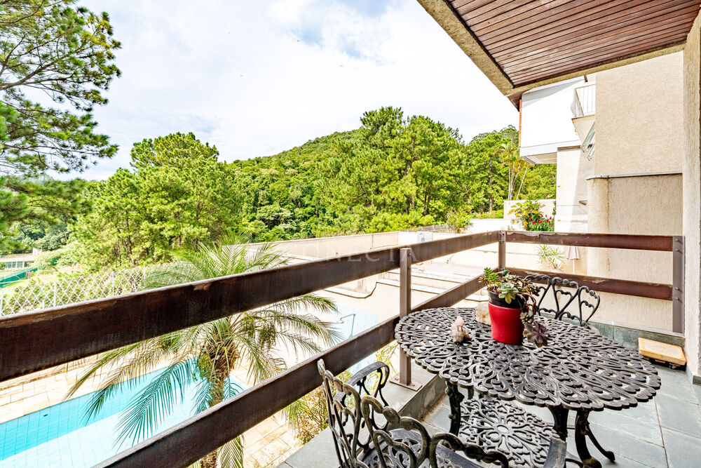 Casa, 4 quartos, 300 m² - Foto 1