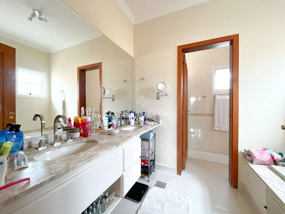 Casa, 4 quartos, 329 m² - Foto 4