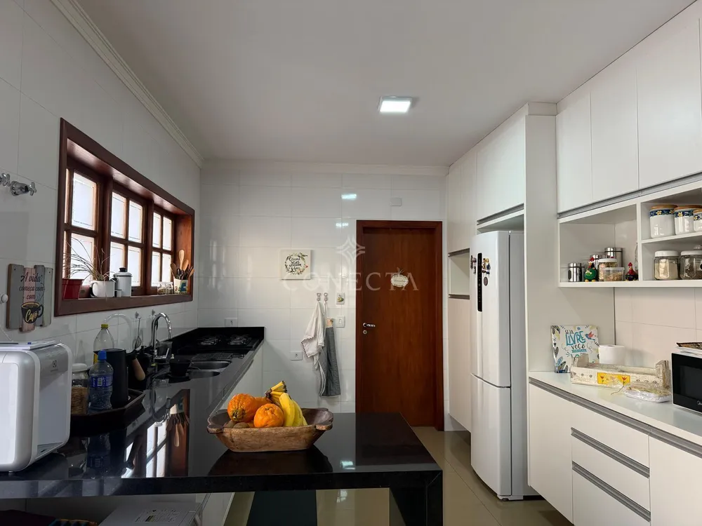 Casa, 4 quartos, 638 m² - Foto 3