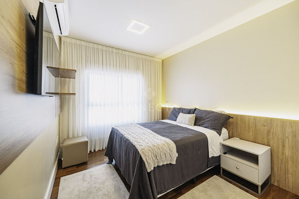 Apartamento à venda com 4 quartos, 336m² - Foto 2