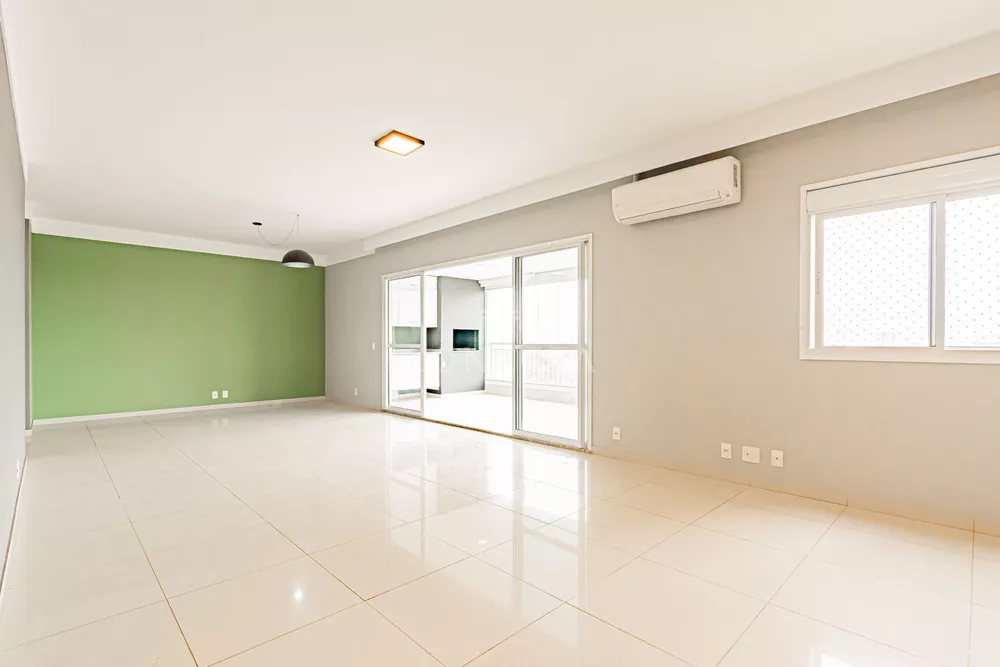 Apartamento à venda com 3 quartos, 158m² - Foto 3