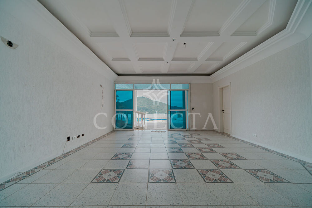 Casa à venda com 7 quartos, 1754m² - Foto 8