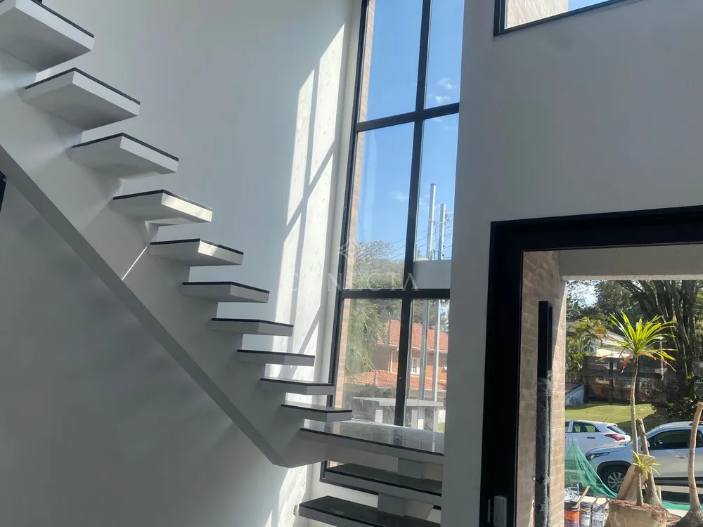 Casa, 4 quartos, 437 m² - Foto 1