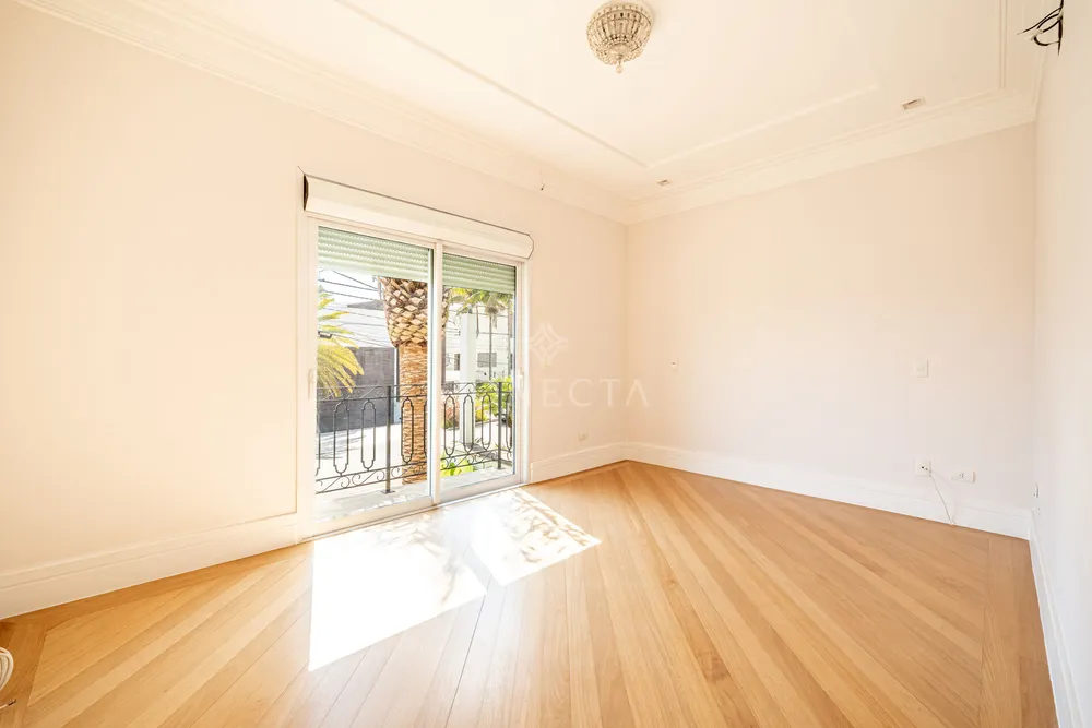 Casa, 4 quartos, 1125 m² - Foto 2
