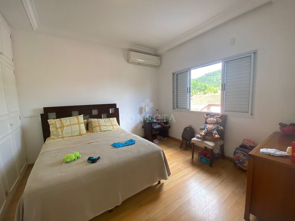 Casa, 4 quartos, 310 m² - Foto 8