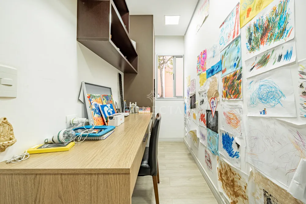 Casa, 3 quartos, 180 m² - Foto 1