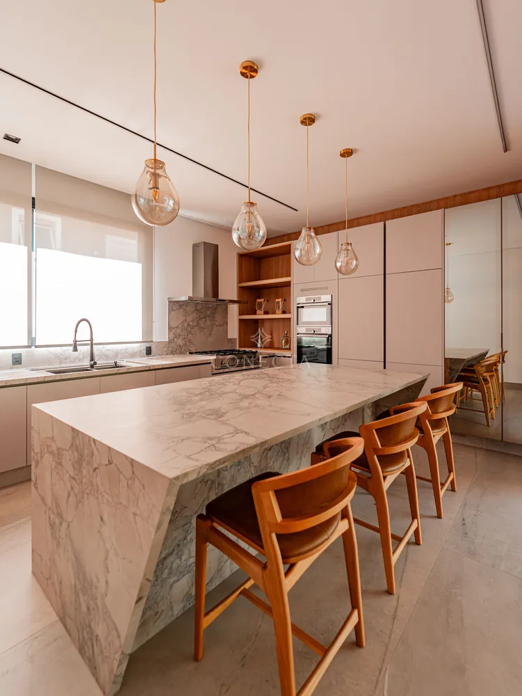Casa, 6 quartos, 1470 m² - Foto 3