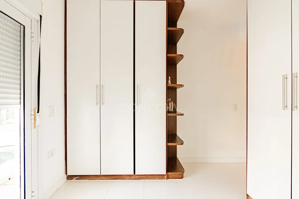 Casa, 4 quartos, 348 m² - Foto 1