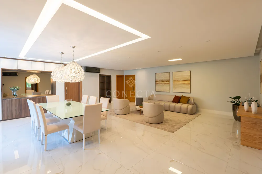 Apartamento, 3 quartos, 224 m² - Foto 1