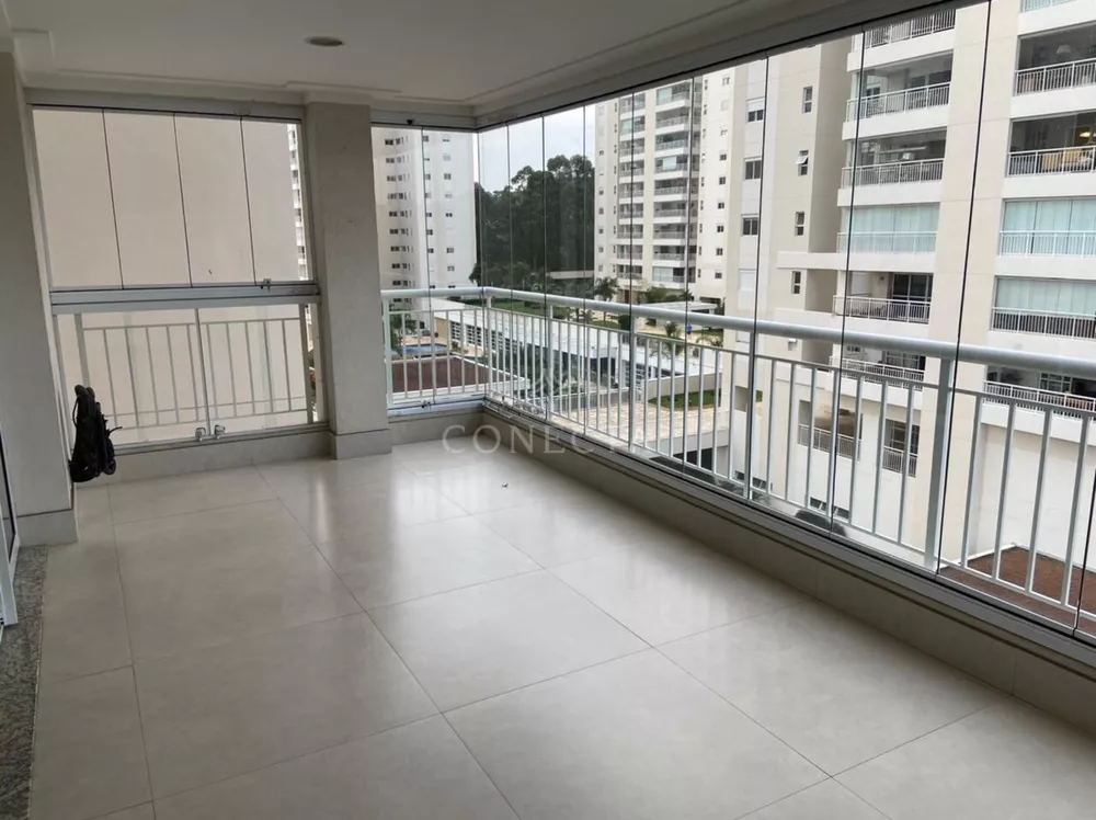 Apartamento à venda com 3 quartos, 158m² - Foto 3