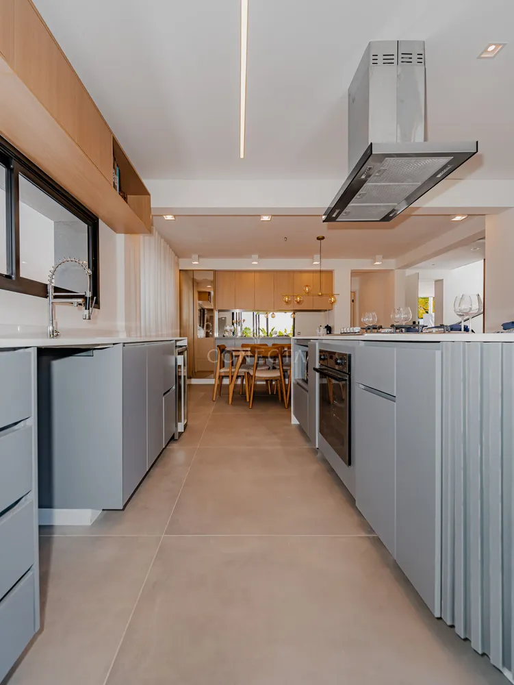 Casa, 4 quartos, 317 m² - Foto 2