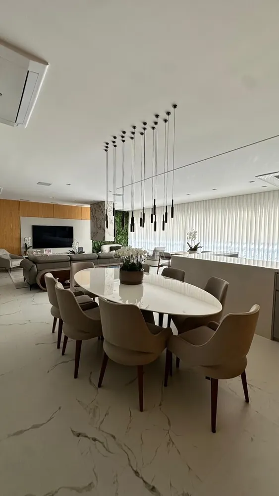 Apartamento, 3 quartos, 239 m² - Foto 2