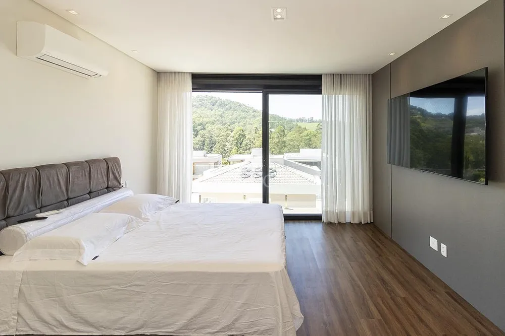 Casa, 4 quartos, 450 m² - Foto 1