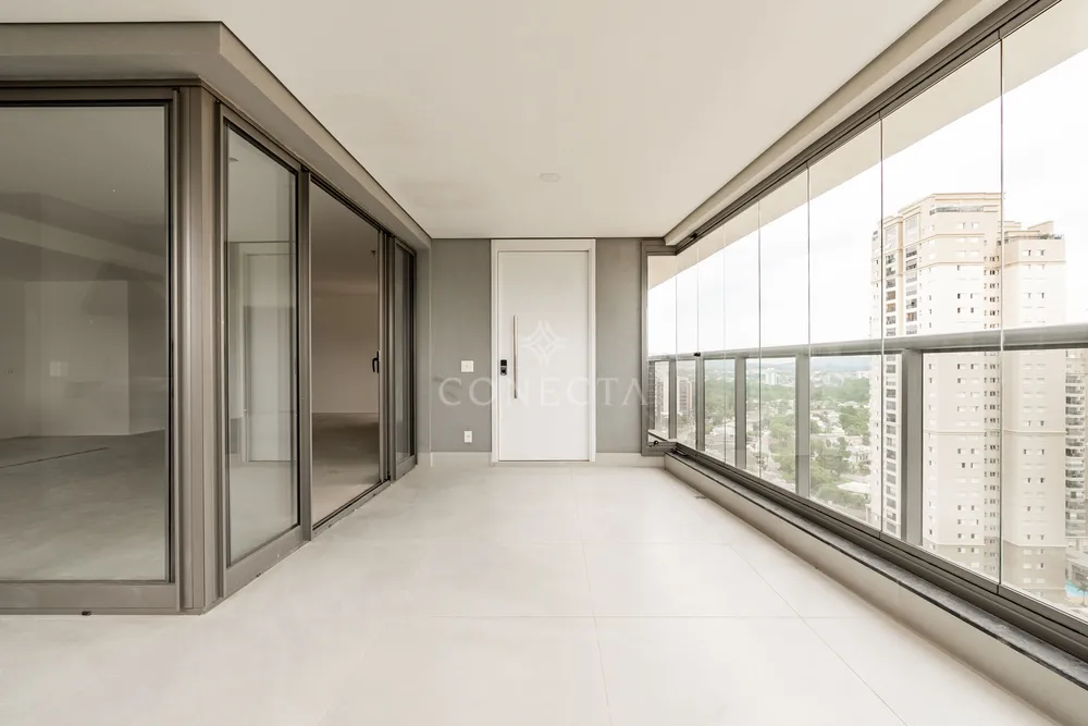 Apartamento, 3 quartos, 244 m² - Foto 1