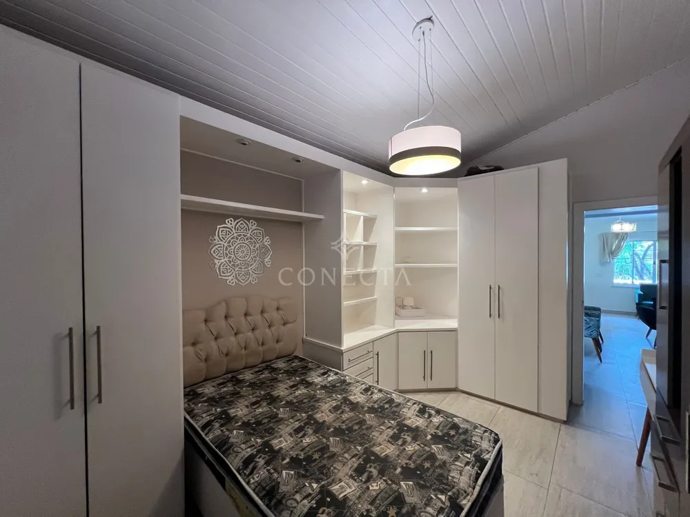 Casa, 4 quartos, 380 m² - Foto 1