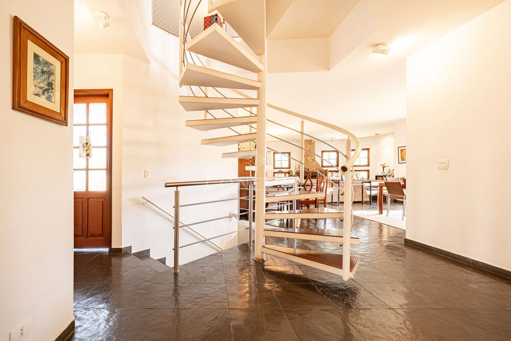 Casa, 4 quartos, 470 m² - Foto 1